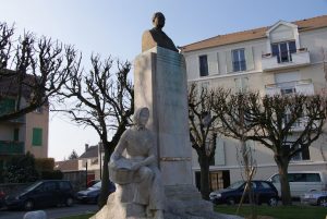 Brétigny - monument de Gabriel Chevrier